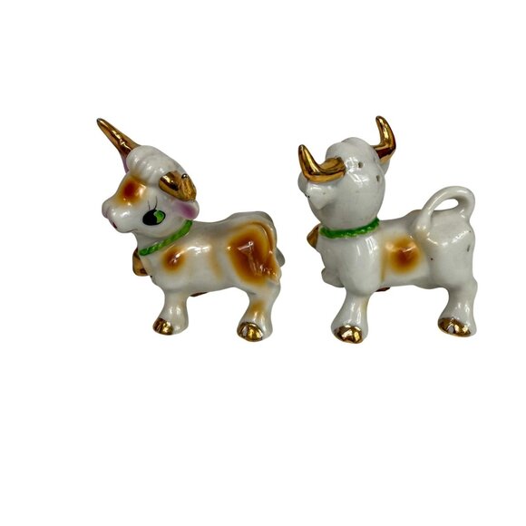 Vintage Kitsch Ceramic Cow Salt & Pepper Shakers Hand-Painted Japan - Picture 2 of 6